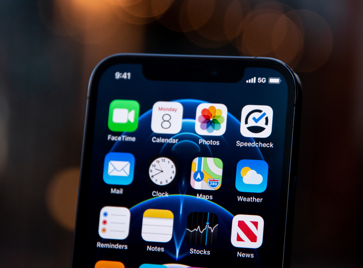 黄南苹果手机维修分享为什么 iPhone 12 在冬季会自动关机 