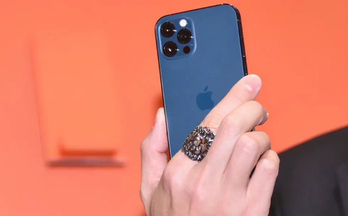 黄南苹果手机维修分享iPhone12系列重启方法教程 